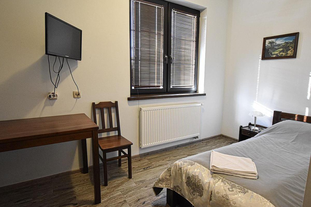 Osrodek Bialy Lew Bed & Breakfast Wojciechow  ภายนอก รูปภาพ