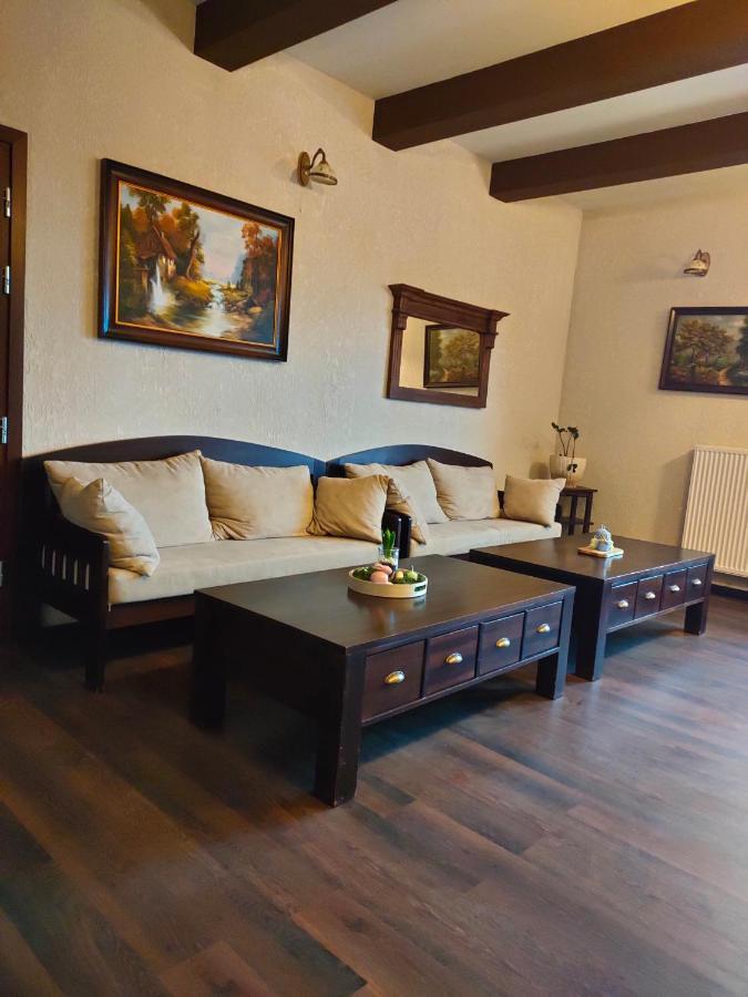 Osrodek Bialy Lew Bed & Breakfast Wojciechow  ภายนอก รูปภาพ