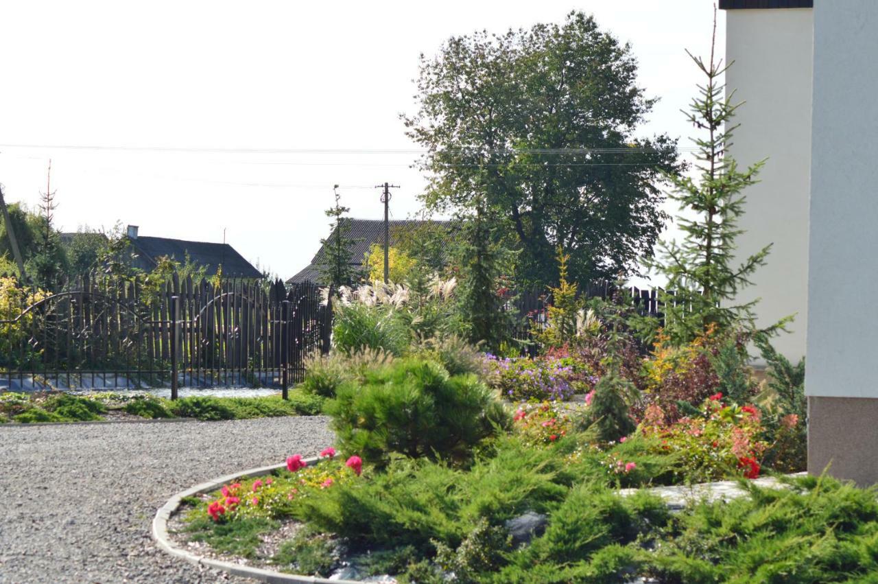 Osrodek Bialy Lew Bed & Breakfast Wojciechow  ภายนอก รูปภาพ